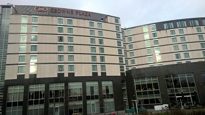 Glazenwasserij Rinie Crownplaza Brussel